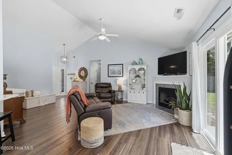 204 Bloomington Lane Wilmington NC 28411