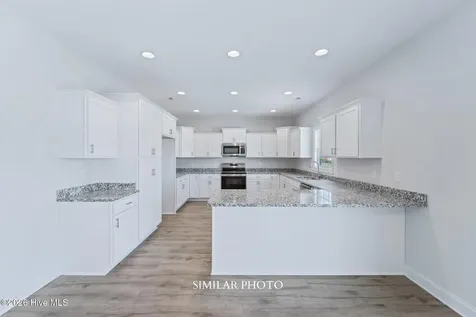 104 Twisted Vine Boulevard Jacksonville NC 28546