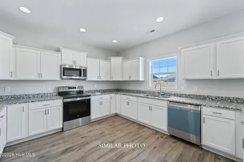 104 Twisted Vine Boulevard Jacksonville NC 28546
