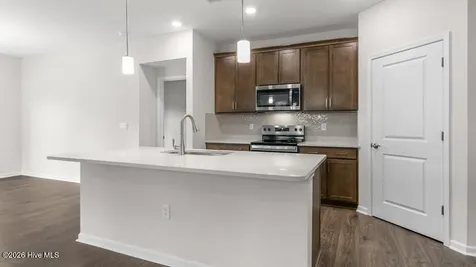 820 Fernwind Circle Aberdeen NC 28315