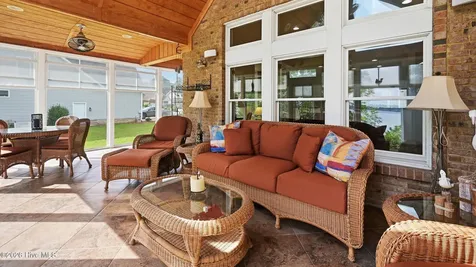 126 Ridge Road Chocowinity NC 27817