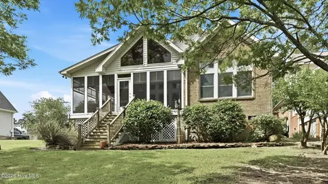 126 Ridge Road Chocowinity NC 27817