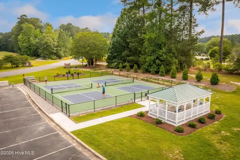 126 Ridge Road Chocowinity NC 27817