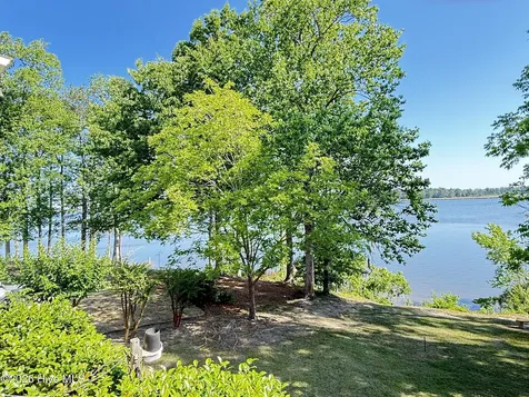 126 Ridge Road Chocowinity NC 27817