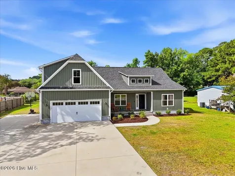 172 Lea Drive Hampstead NC 28443