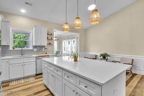 172 Lea Drive Hampstead NC 28443