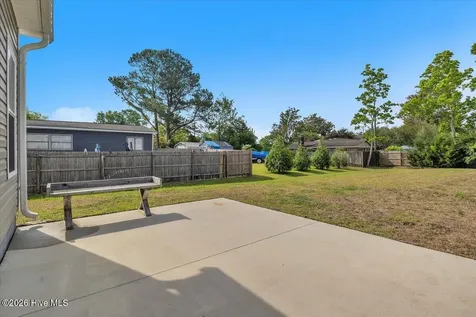 172 Lea Drive Hampstead NC 28443