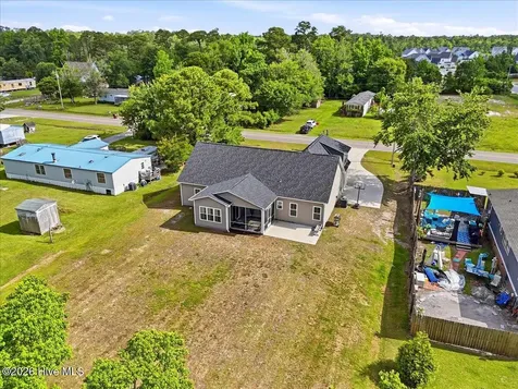 172 Lea Drive Hampstead NC 28443