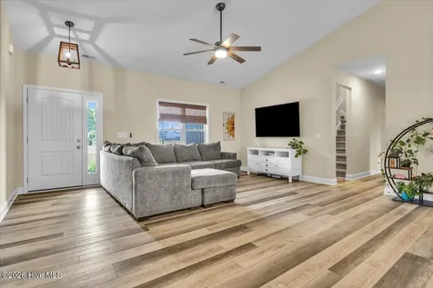 172 Lea Drive Hampstead NC 28443