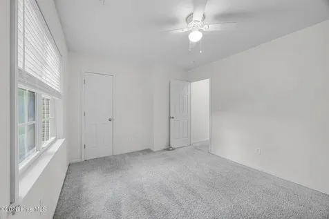 27 E Doris Avenue Jacksonville NC 28540