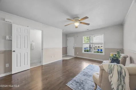 27 E Doris Avenue Jacksonville NC 28540