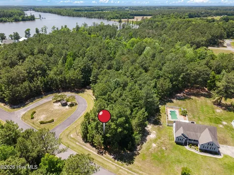 12 Necessity Lane Hertford NC 27944