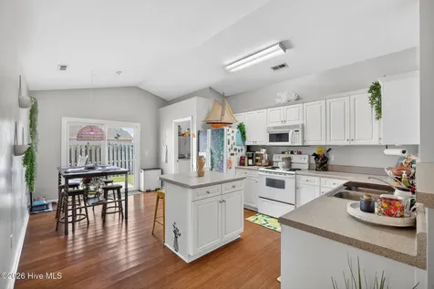 502 Foxfield Court Wilmington NC 28411