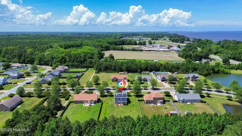 121 Laurel Woods Boulevard Currituck NC 27929