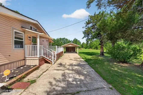 1033 Old Northeast Road Hallsboro NC 28442