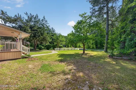 1033 Old Northeast Road Hallsboro NC 28442