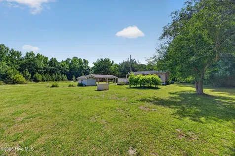 1033 Old Northeast Road Hallsboro NC 28442