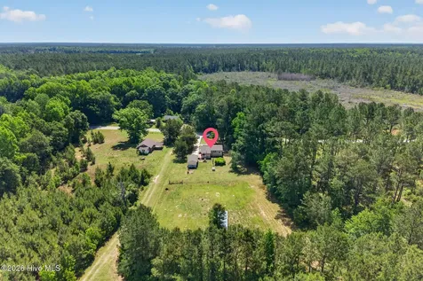 1033 Old Northeast Road Hallsboro NC 28442