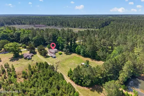 1033 Old Northeast Road Hallsboro NC 28442