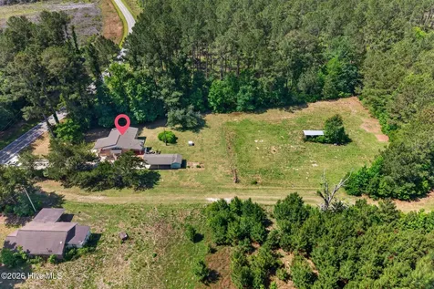 1033 Old Northeast Road Hallsboro NC 28442