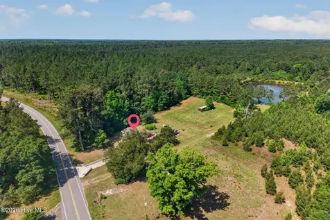 1033 Old Northeast Road Hallsboro NC 28442