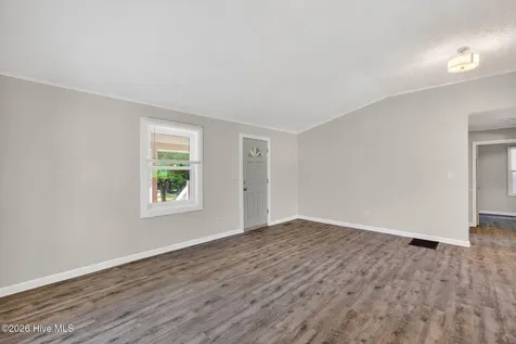 1033 Old Northeast Road Hallsboro NC 28442