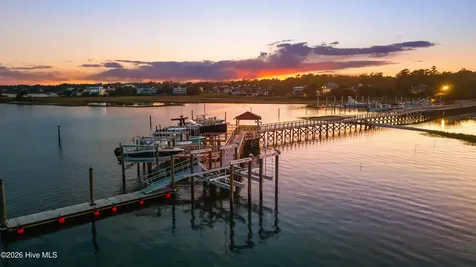 200 Oyster Bay Lane Wilmington NC 28409