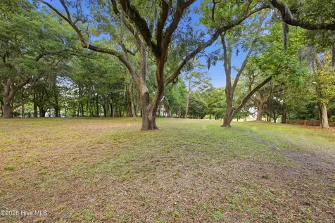 200 Oyster Bay Lane Wilmington NC 28409
