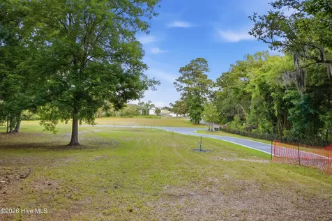 200 Oyster Bay Lane Wilmington NC 28409