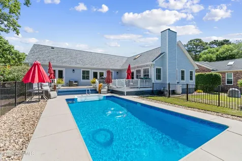 253 Clubhouse Drive SW Supply NC 28462