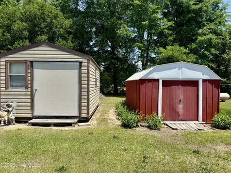 112 Mcqueen Street Rockingham NC 28379