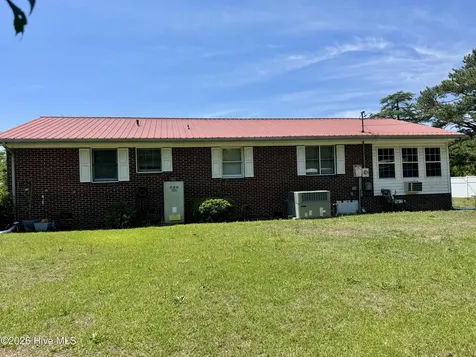 112 Mcqueen Street Rockingham NC 28379