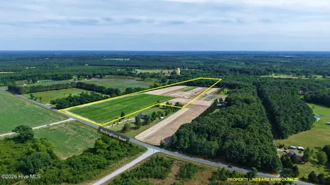 5901 Rockingham Road Laurel Hill NC 28351