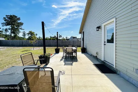 901 Purvis Court Richlands NC 28574