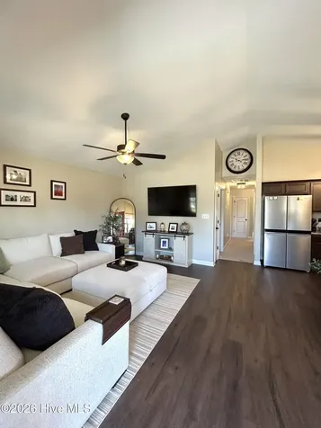 901 Purvis Court Richlands NC 28574