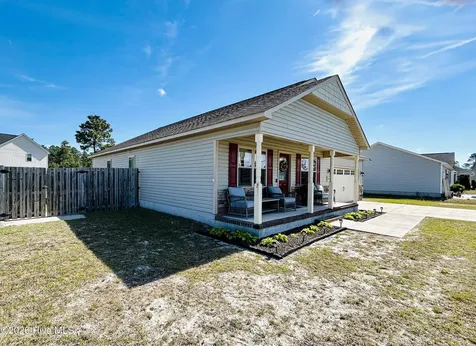 901 Purvis Court Richlands NC 28574