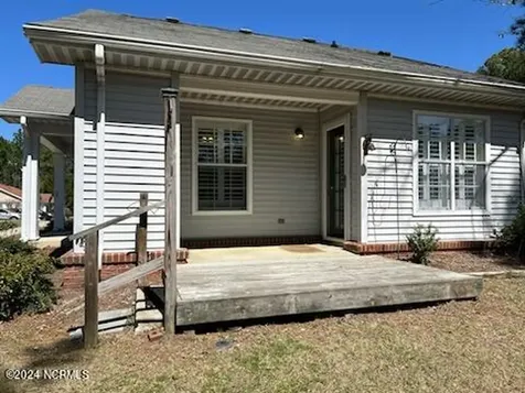 727 Chancery Lane Aberdeen NC 28315