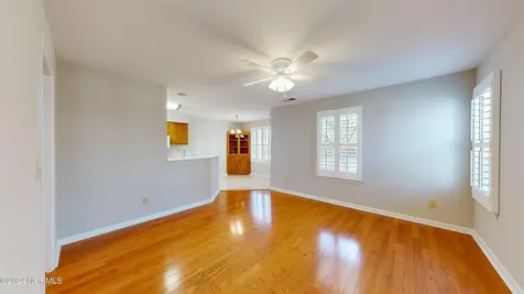 727 Chancery Lane Aberdeen NC 28315
