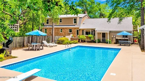 713 Dale Avenue Southport NC 28461