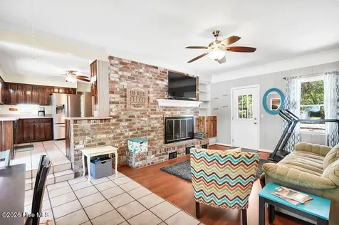713 Dale Avenue Southport NC 28461