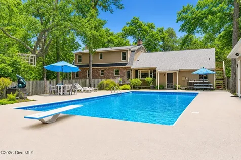 713 Dale Avenue Southport NC 28461