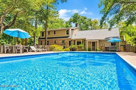 713 Dale Avenue Southport NC 28461