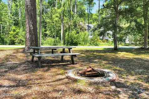 713 Dale Avenue Southport NC 28461