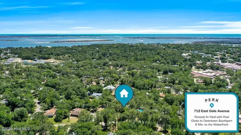 713 Dale Avenue Southport NC 28461