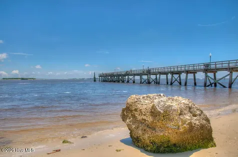 713 Dale Avenue Southport NC 28461