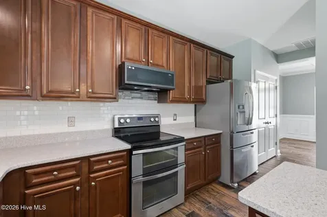 506 Shadyside Court Jacksonville NC 28540