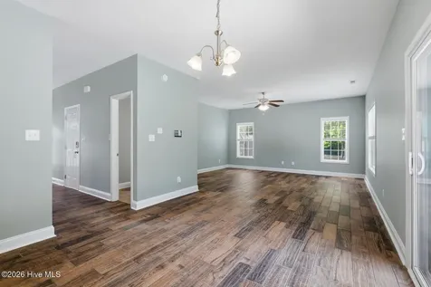 506 Shadyside Court Jacksonville NC 28540