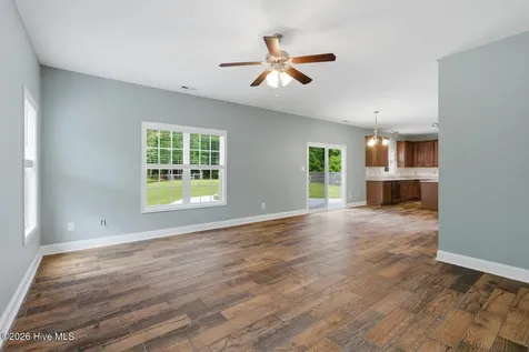 506 Shadyside Court Jacksonville NC 28540