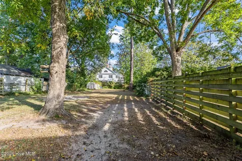 3599 North Main Street Farmville NC 27828