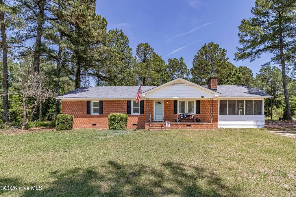 989 Garner Chapel Road Mount Olive NC 28365